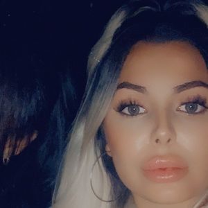 Meet your Posher, Sahar